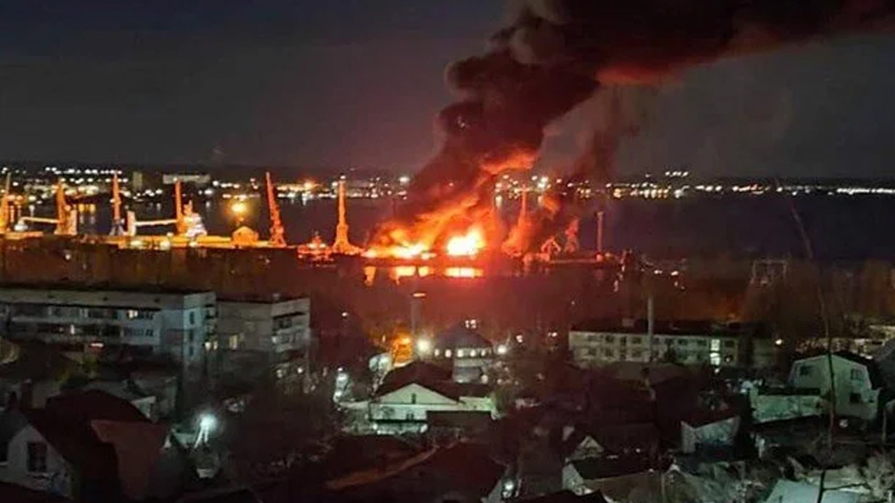 Ukrayna Savunma Bakanlığı duyurdu! Rus gemisi artık bir denizaltı