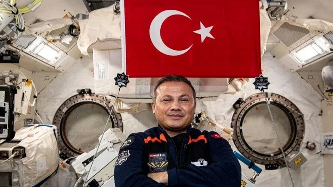 Tarihi uzay yolculuğu tamamlanıyor: Alper Gezeravcı'nın da içinde bulunduğu ekip için veda töreni