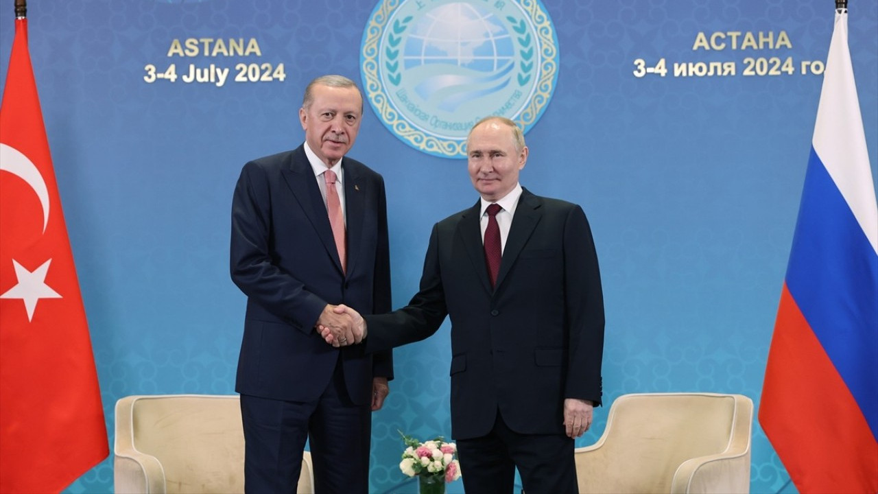 Son Dakika: Astana'da kritik zirve! Cumhurbaşkanı Erdoğan Putin ile bir araya geldi