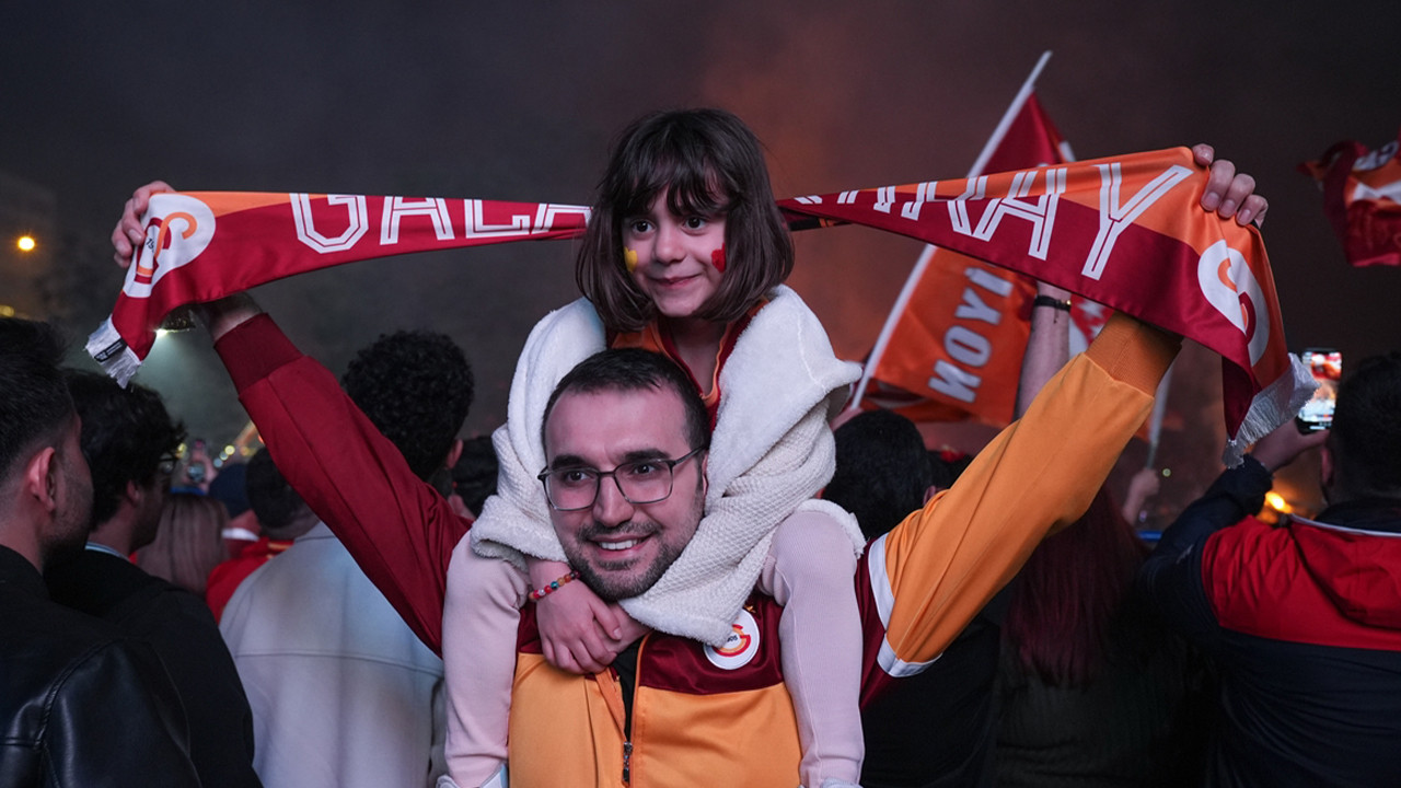 Ağrı'dan Tekirdağ'a şampiyonluk kutlaması! Yurdun dört bir yanında Galatasaraylı taraftardan kutlama